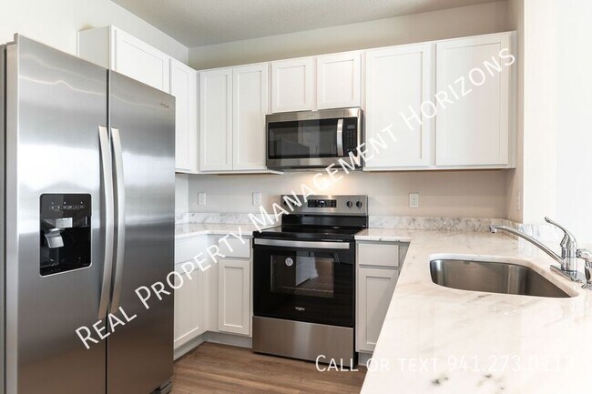 Building Photo - 17769 Crescent Moon Lp