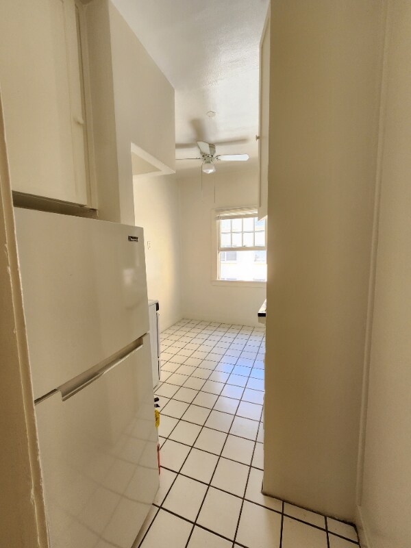 Building Photo - 1825 Ivar Ave