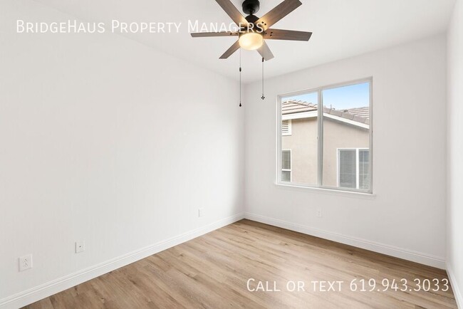 Building Photo - 1048 Sunset Crossing Point