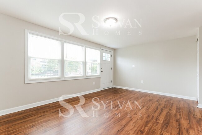 Building Photo - Carve Out a Great Life Here!