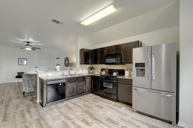 Building Photo - 173 Rafe Ct