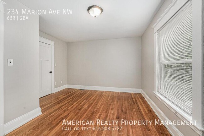 Building Photo - 234 Marion Ave NW