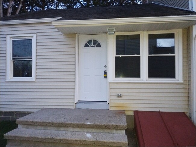 Building Photo - 48 Dupont Pl