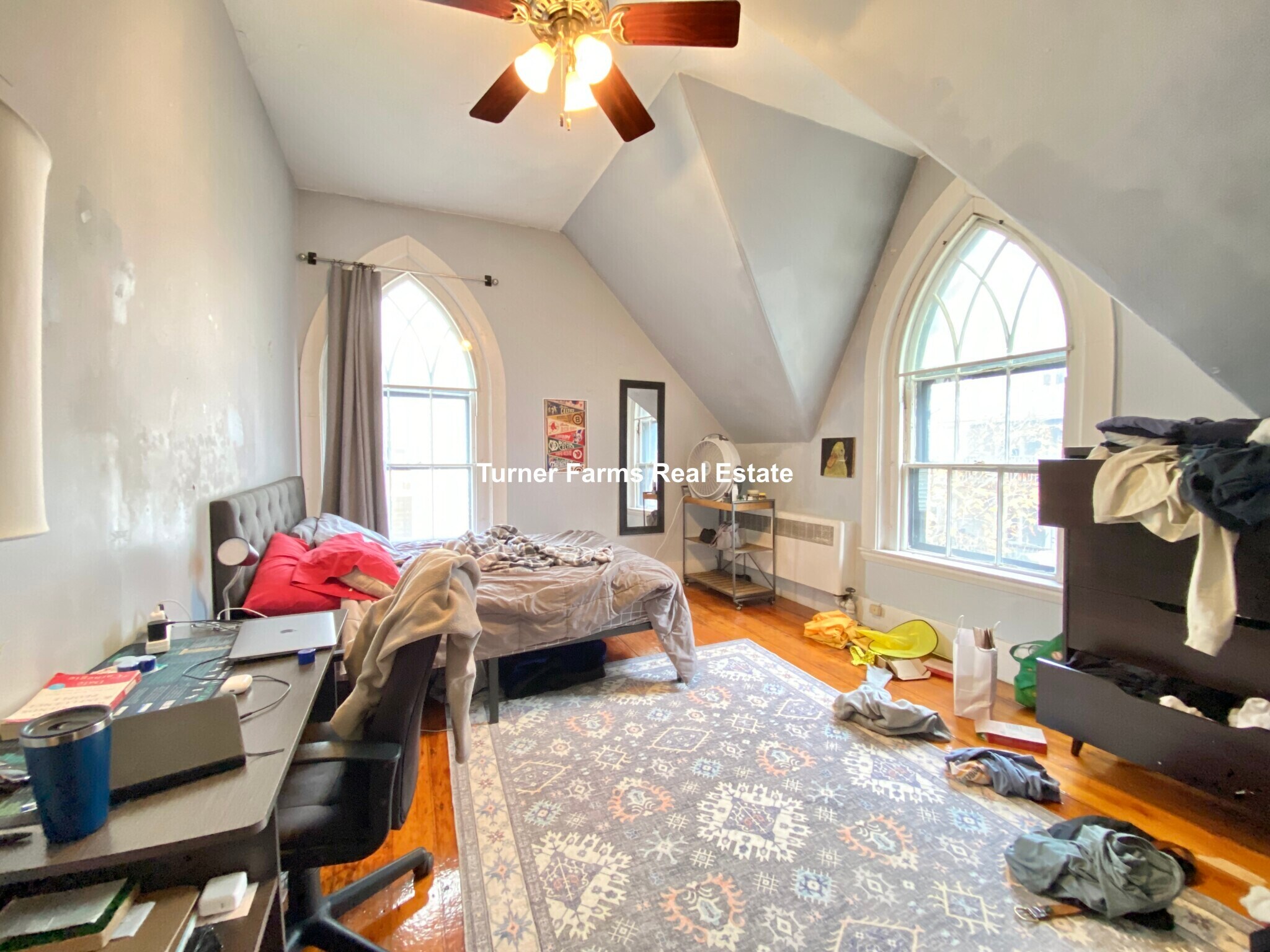 Building Photo - 139 Hillside St