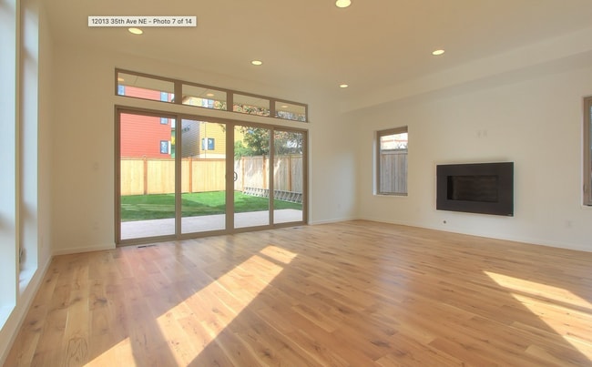 Building Photo - 12013 35th Ave NE