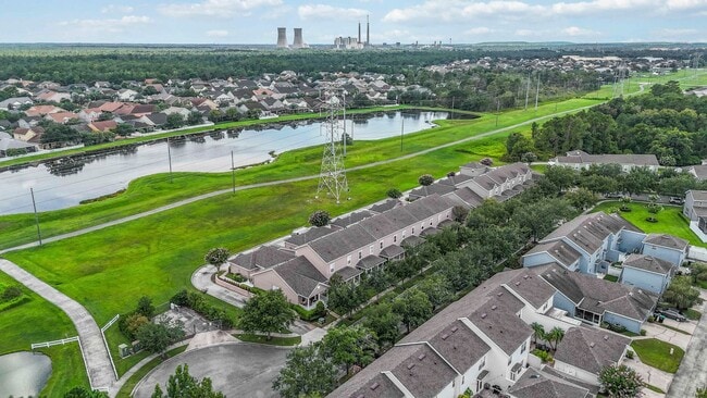 Building Photo - 3/2.5 Townhome W/ 2 Car Garage For Rent in the Highly Desirable Avalon Park Community