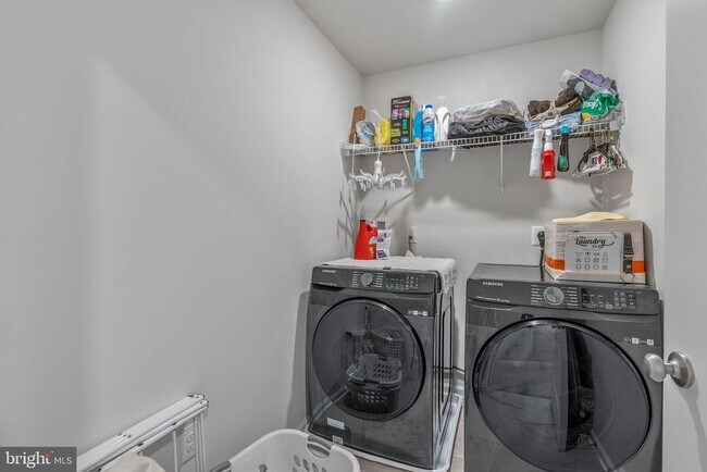 Building Photo - 29 Sister's Farmstead Rd