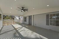 Building Photo - 23239 Lakeside Dr