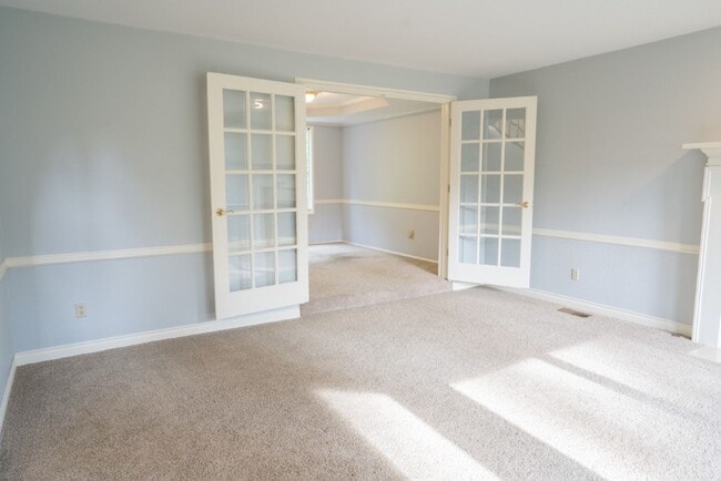 Building Photo - 4bd/2.5ba Sammamish Home