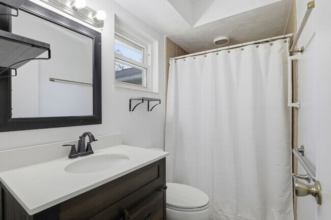 Building Photo - Northwood Oaks in Northwest Gainesville