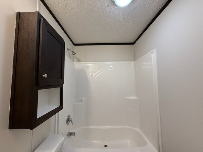 Building Photo - 38112 Ducharme Dr