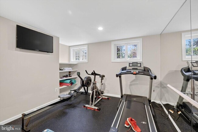 Building Photo - 5115 Cape Cod Ct