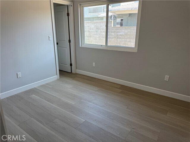 Building Photo - 411 E Lemon Ave
