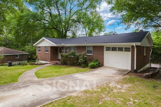 Building Photo - 1288 Hiawatha Dr NE