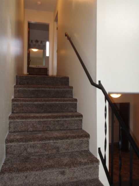 Building Photo - 1031 Charlo St