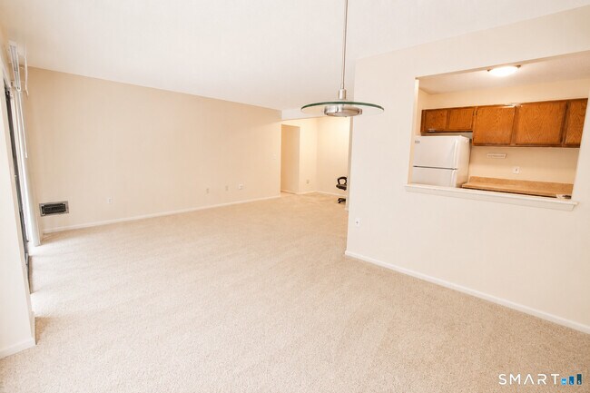 Building Photo - 175 Mill Pond Rd