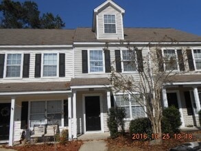 Building Photo - Three bedroom Town House in The Farm at Buckwalter