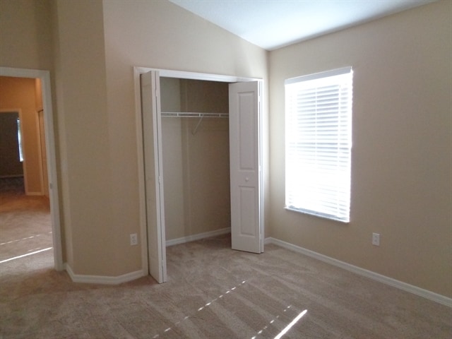 Building Photo - 31437 Heatherstone Dr