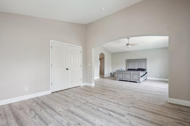 Building Photo - 1009 Garden St