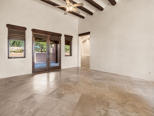 Building Photo - 61 Paseo Del Antilope