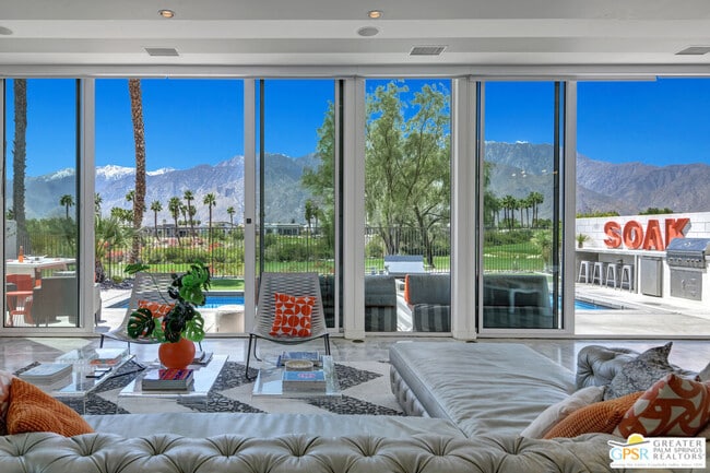 Building Photo - 949 Bernardi Ln