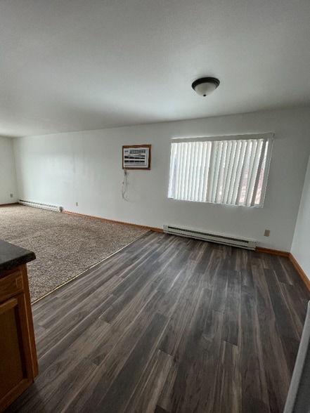 Building Photo - 2627 S 17th St