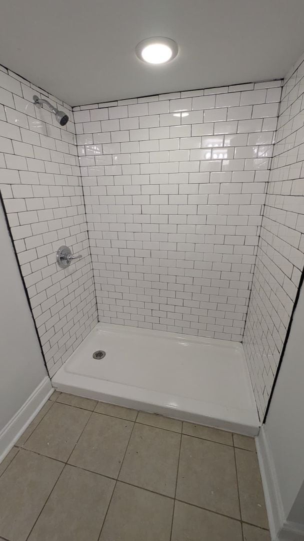 Building Photo - 1462 Shenta Oak Dr