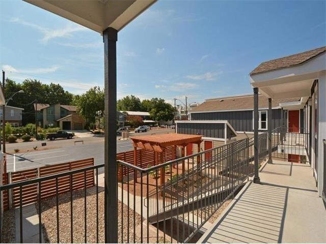 Building Photo - 2512 Durwood St