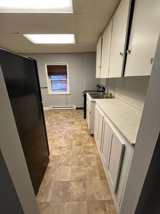 Building Photo - 34 N Baltimore Ave