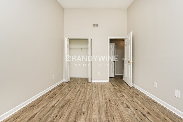 Building Photo - 283 Coral Cir