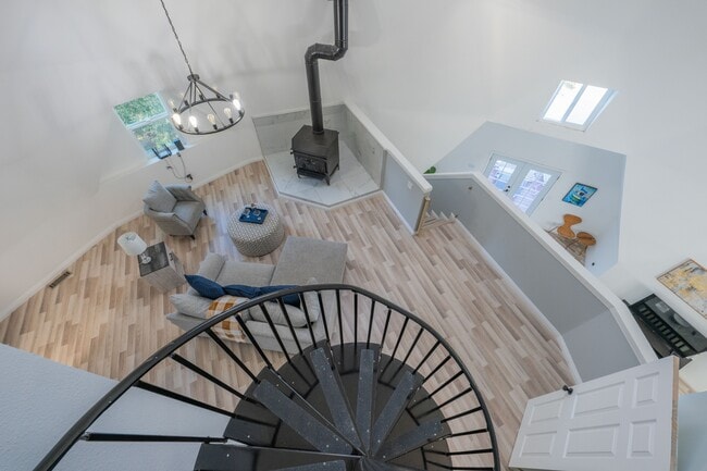 Building Photo - 28205 Meadow Oak Ln