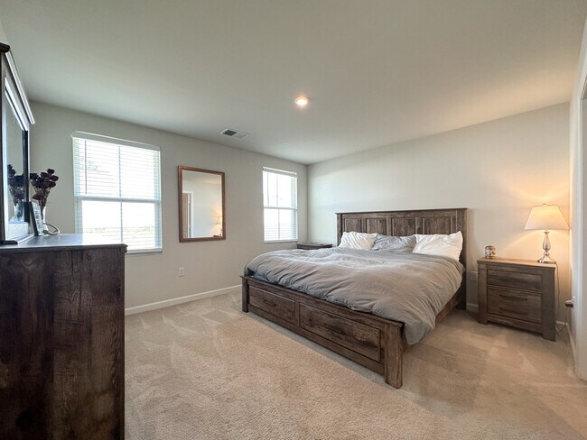 Building Photo - 1204 Flatt Ln