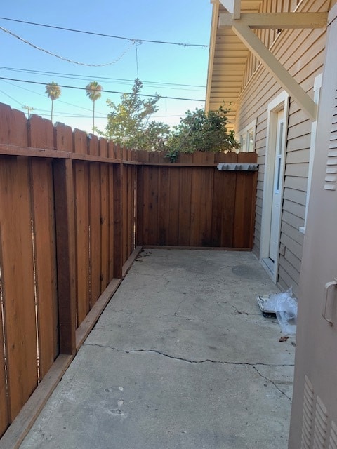 Building Photo - 110 Dyer St