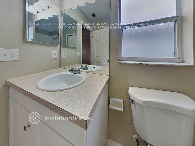 Building Photo - 4345 Country Hills Blvd