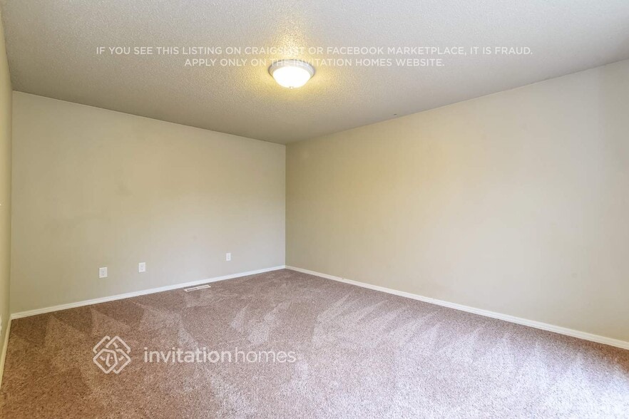 Building Photo - 11717 SE 165th St