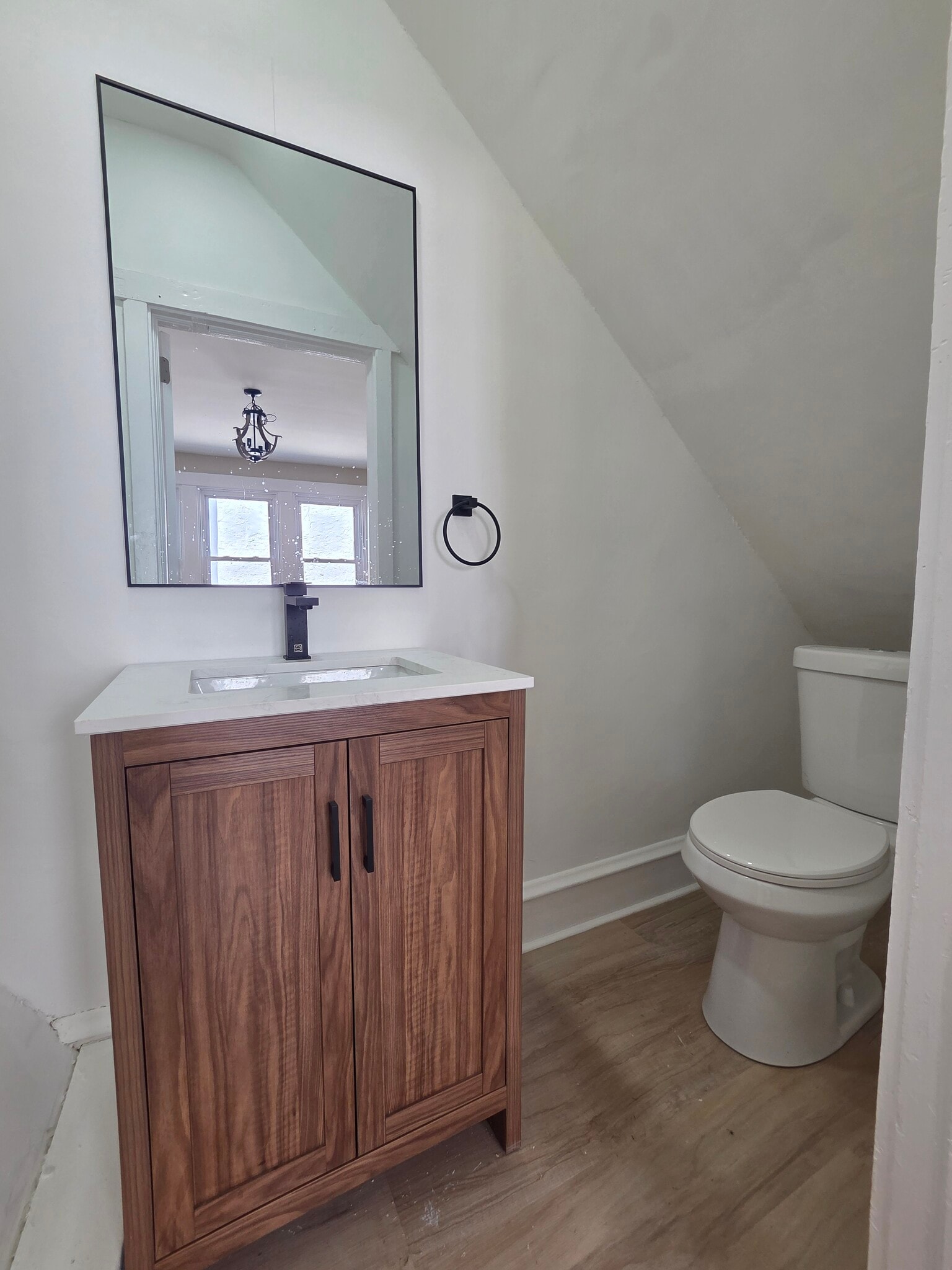 Main floor half bath - 2450 Mansfield Ave