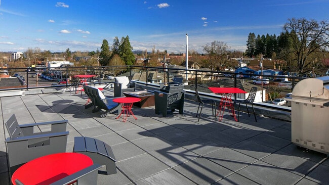 Building Photo - 4545 SW Angel Ave