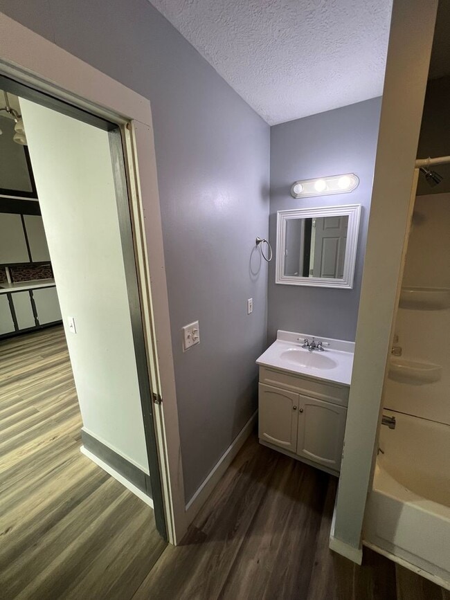 Building Photo - 317 N Clinton Ave