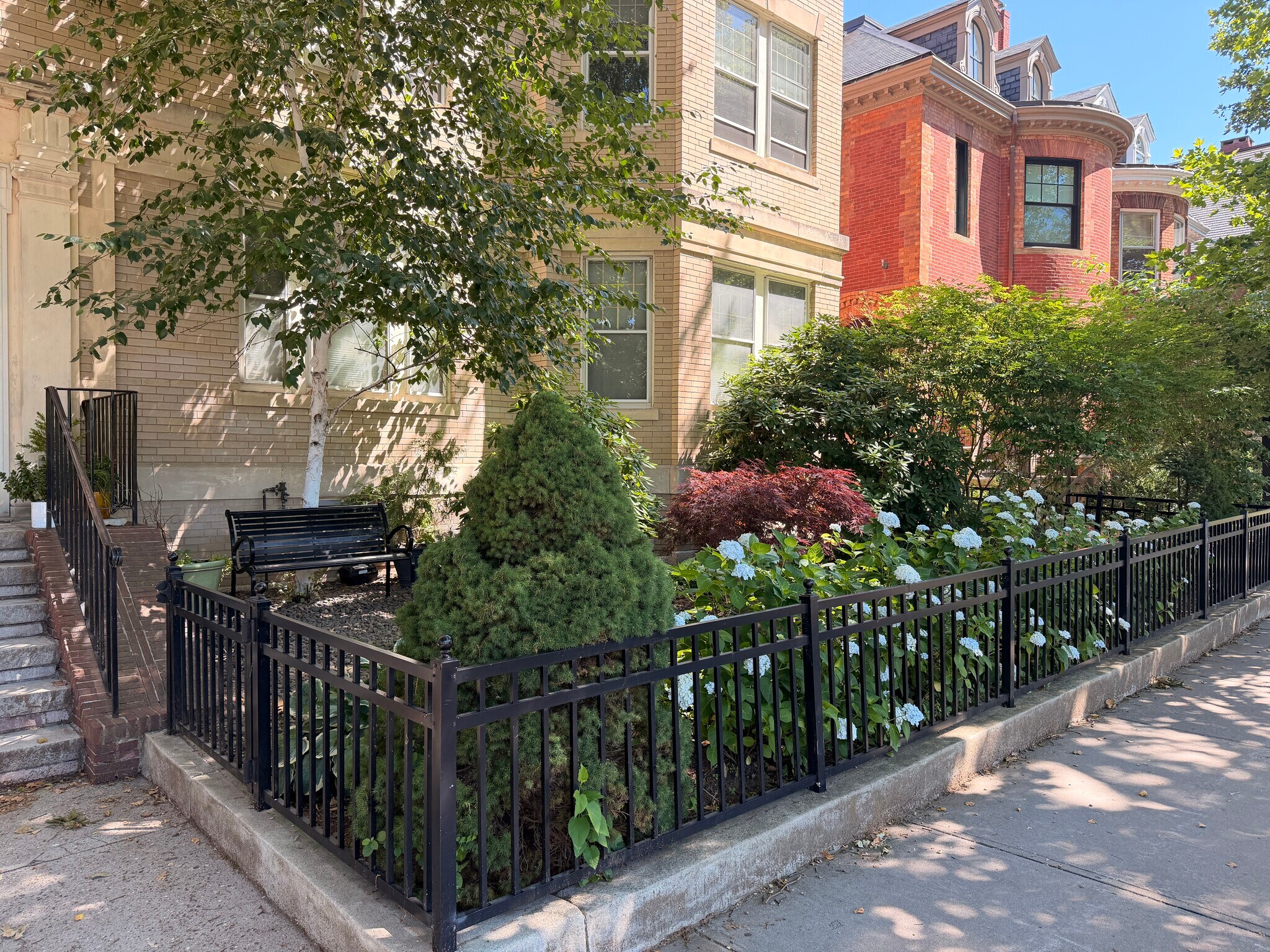 Building Photo - 1768 Beacon St