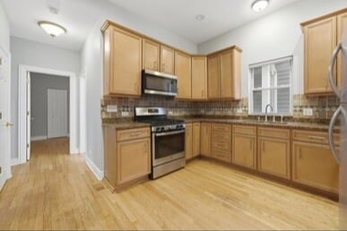 Building Photo - 4545 Lawndale Ave
