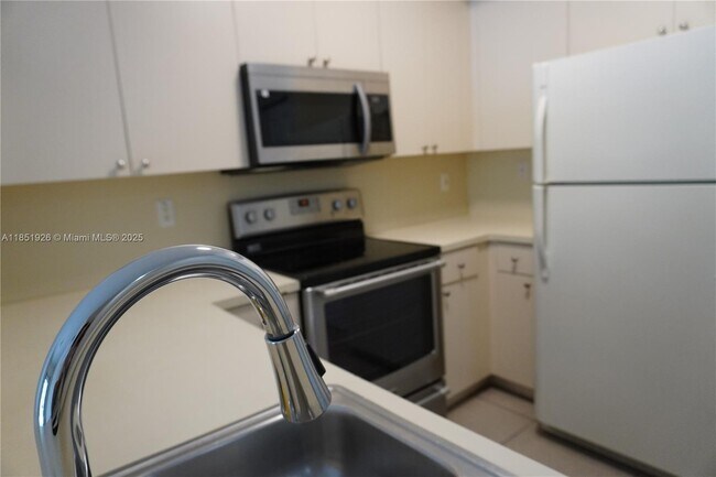 Building Photo - 11050 SW 196th St