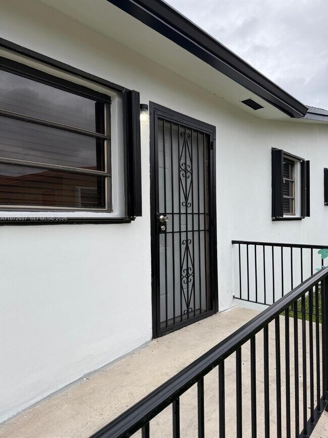 Building Photo - 1350 NW 96th St