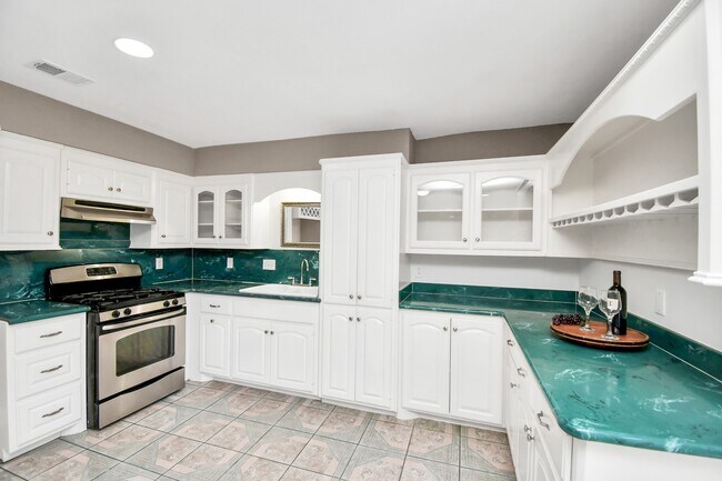 Building Photo - 3503 Nayland Rock Dr