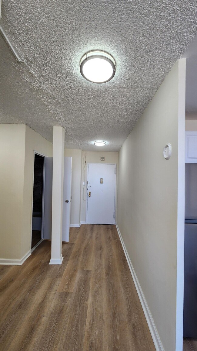 Building Photo - 280 Marin Blvd