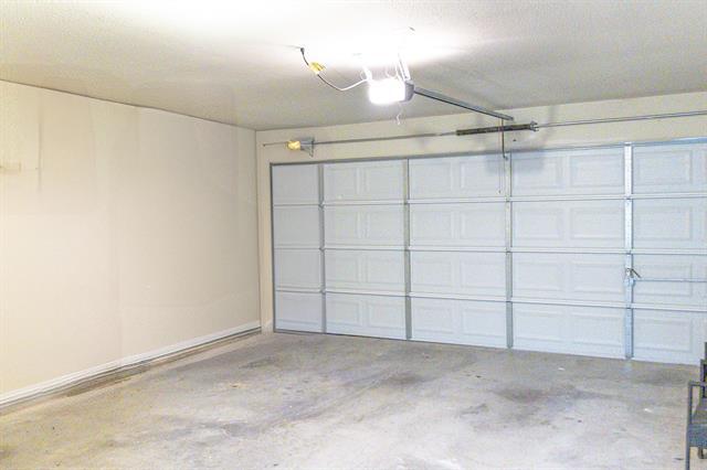 Building Photo - 103 Palomino Dr