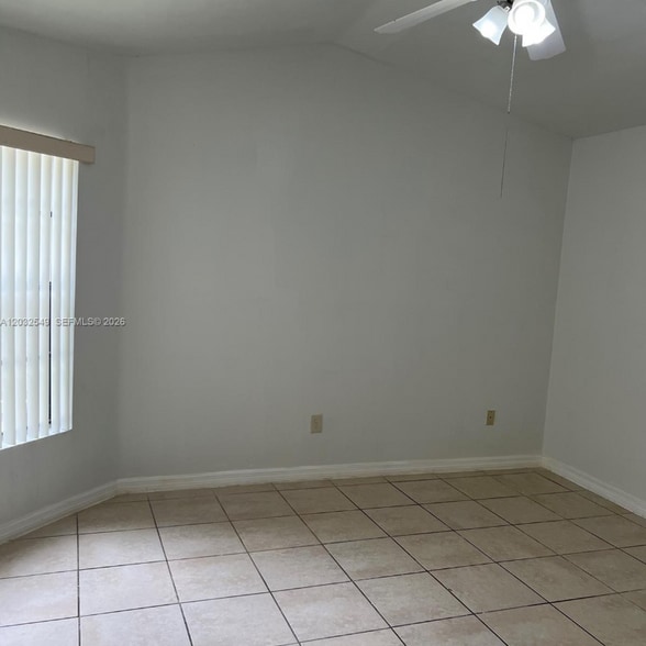 Building Photo - 15272 SW 46th Ln