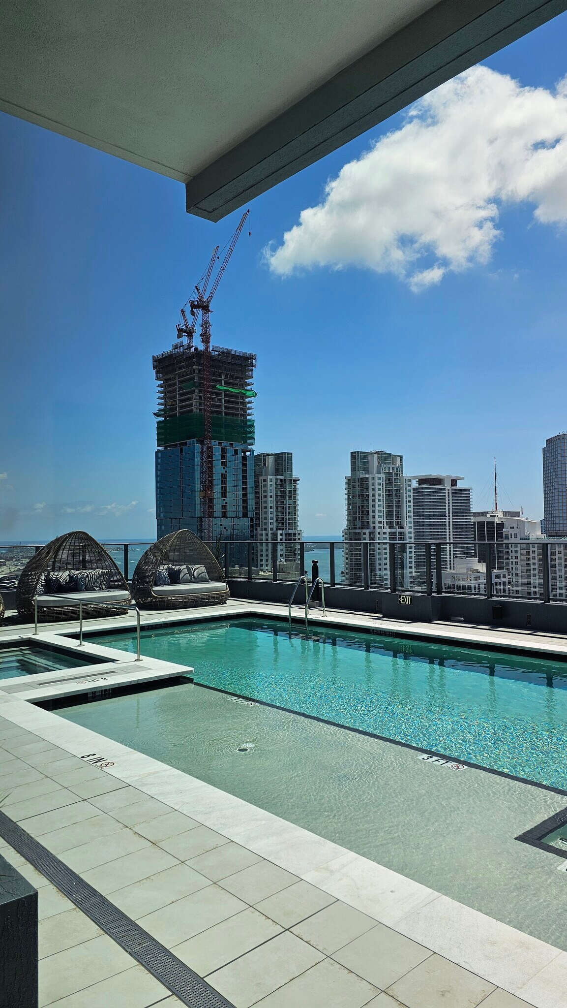 Building Photo - 121 NE 5th St