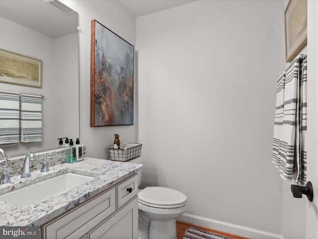 Building Photo - 12293 Sessile Commons