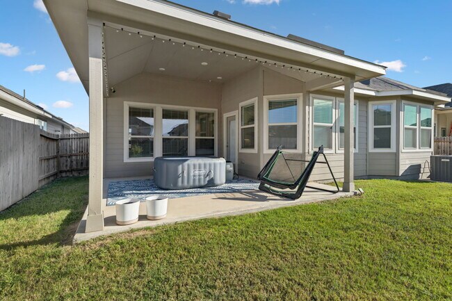 Building Photo - 12528 Gunsbach Wy