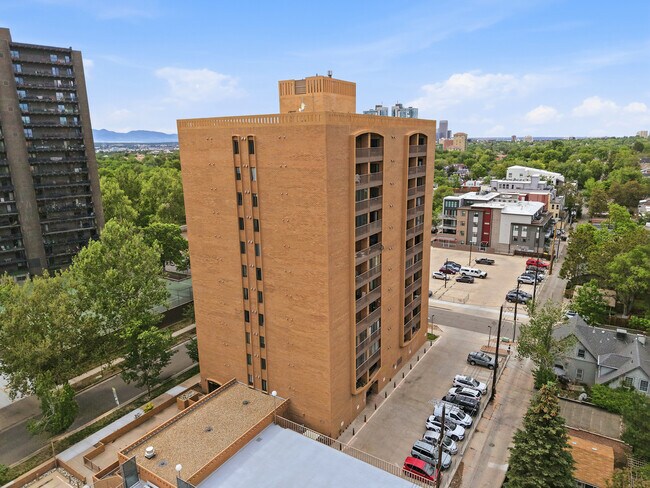 Building Photo - 400 S Lafayette St